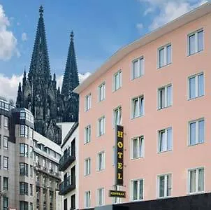 Boutique 003 Koeln City Am Dom, Trademark Collection By Wyndham Colonia